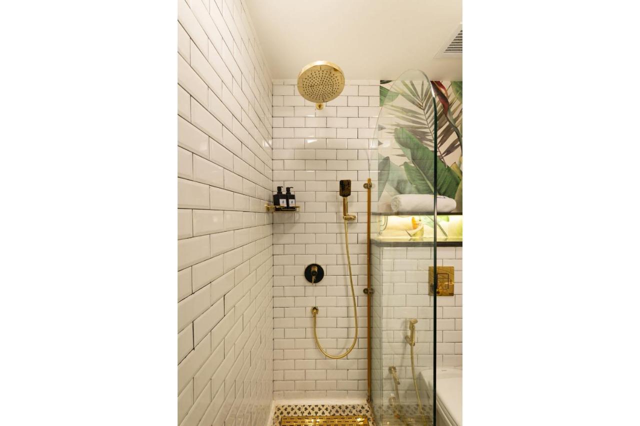 The Neat Nostalgic 2bdr Cairo's Downtown Apartment *