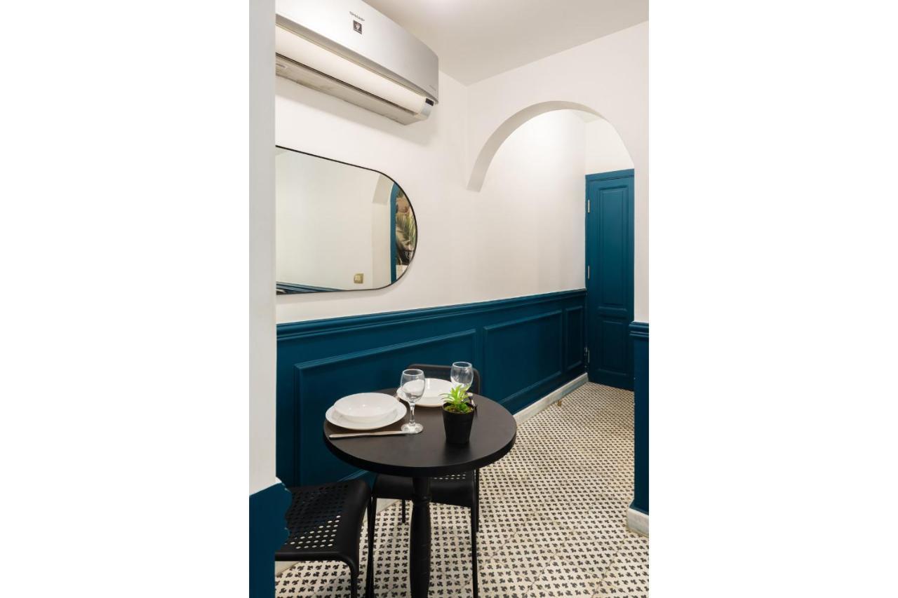 The Neat Nostalgic 2bdr Cairo's Downtown Apartment