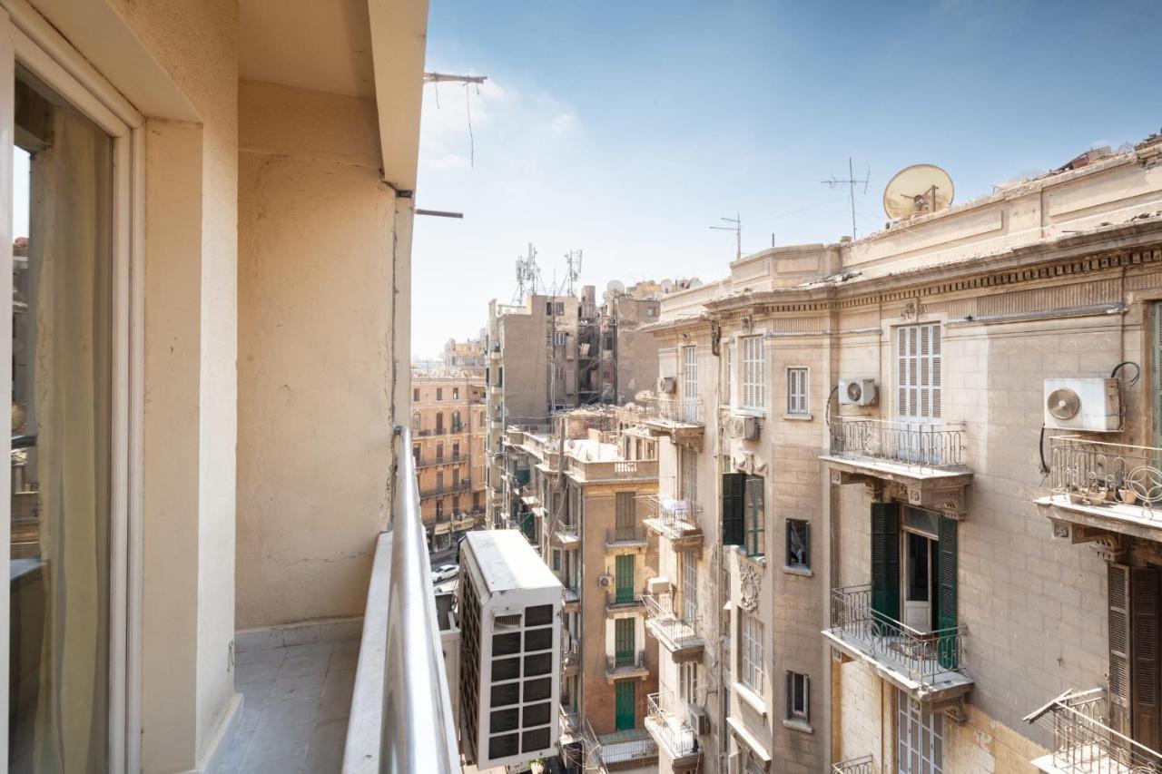 The Neat Nostalgic 2bdr Cairo's Downtown Apartment *