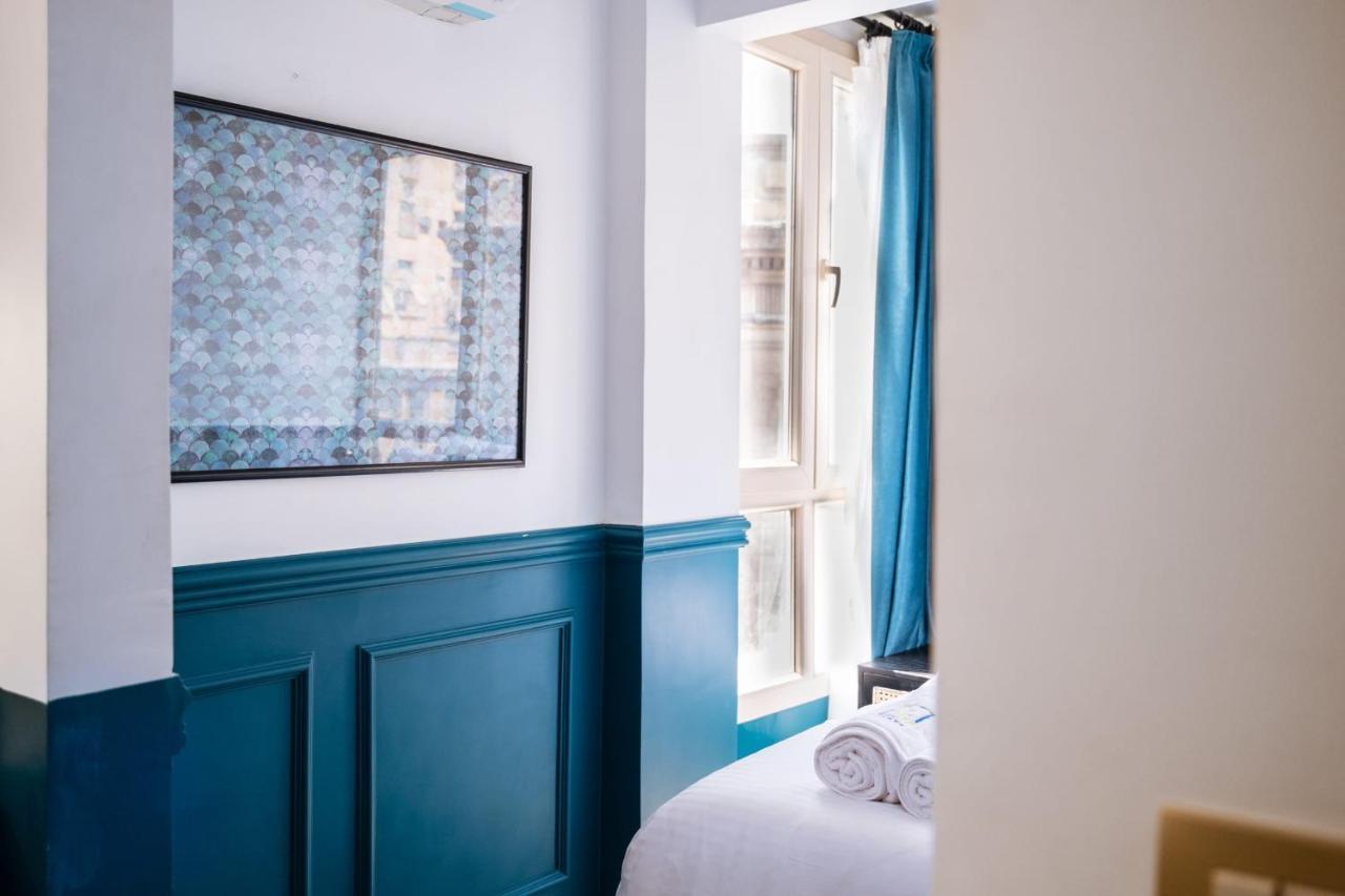 The Neat Nostalgic 2bdr Cairo's Downtown Apartment